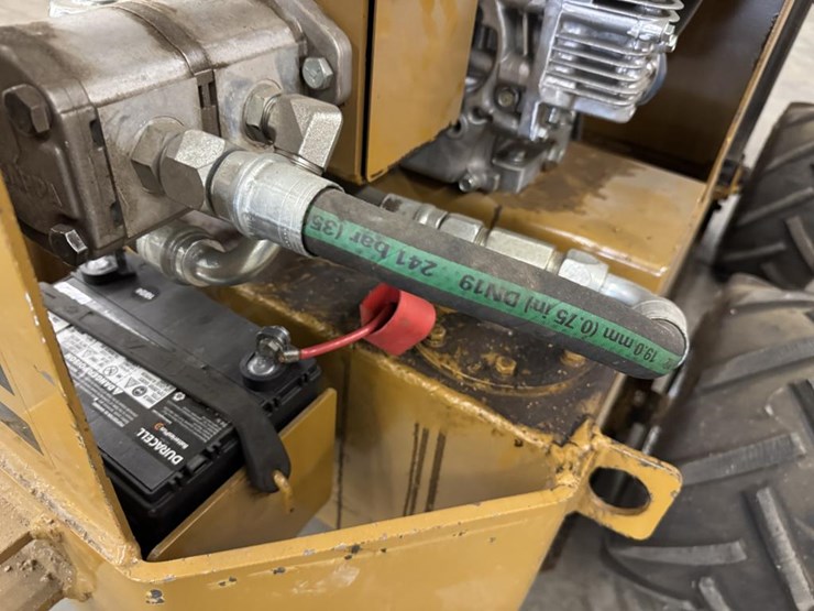 #3279-•-ase-cheetah-ss16-skidsteer-w/-bucket/forks-image-25