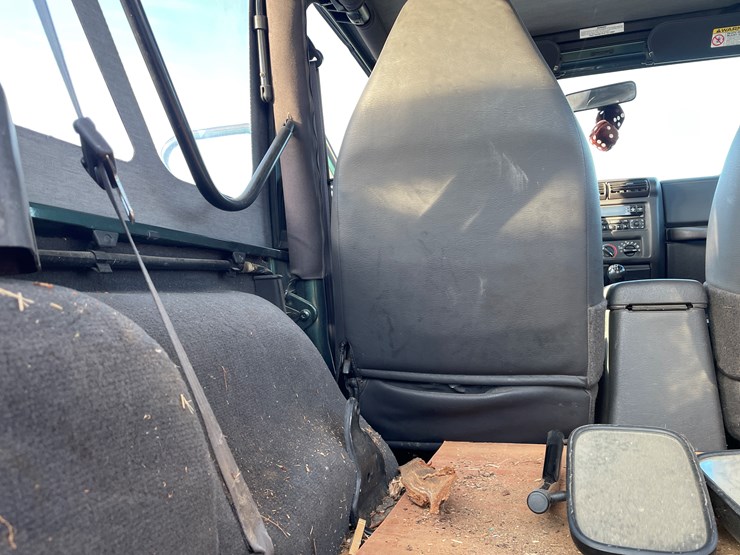 2000-jeep-wrangler-sport-image-51