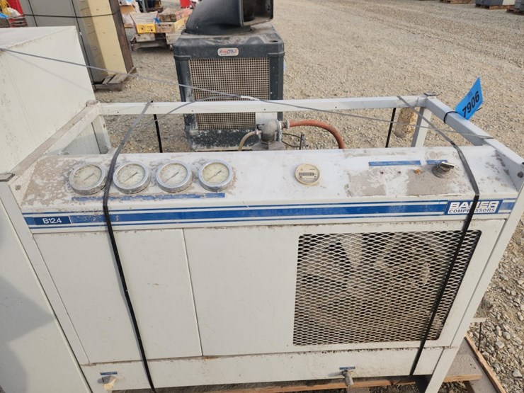 #6035-•-bauer-air-compressor-image-8