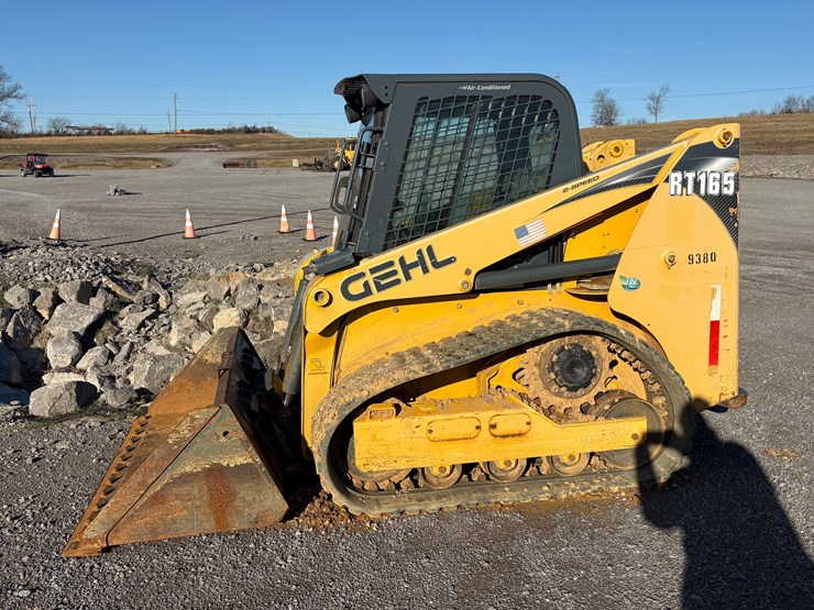 2017-gehl-rt165-image-2