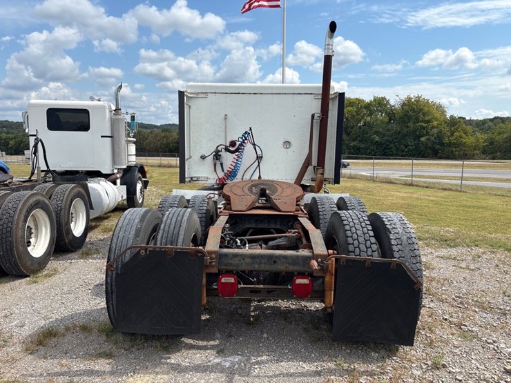 1994-international-9400-eagle-image-7