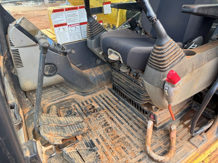 komatsu-pc490-lc-11-image-38