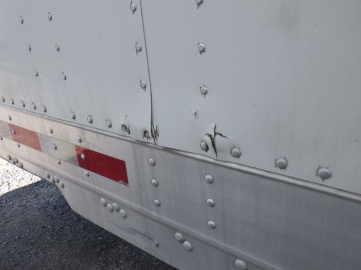 2015-great-dane-van-image-28