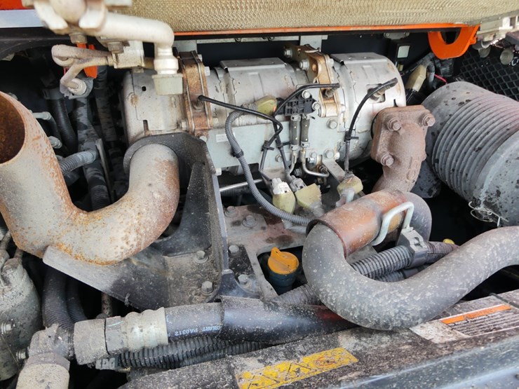 2019-kubota-svl75-2-image-8