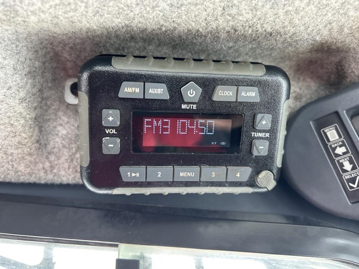 2019-deere-331g-image-52