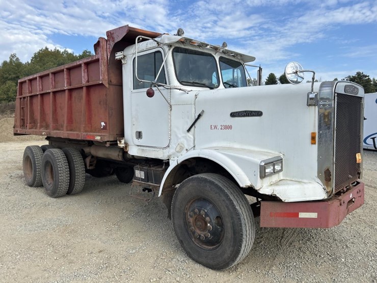 #2201-•-1988-freightliner-mb80-tandem-axle-dump-truck-image-7