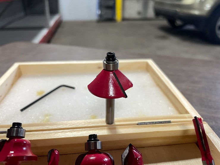 #2053-•-(15)-piece-router-bit-set-(cw)-image-4