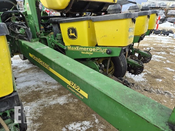 john-deere-1760-image-4