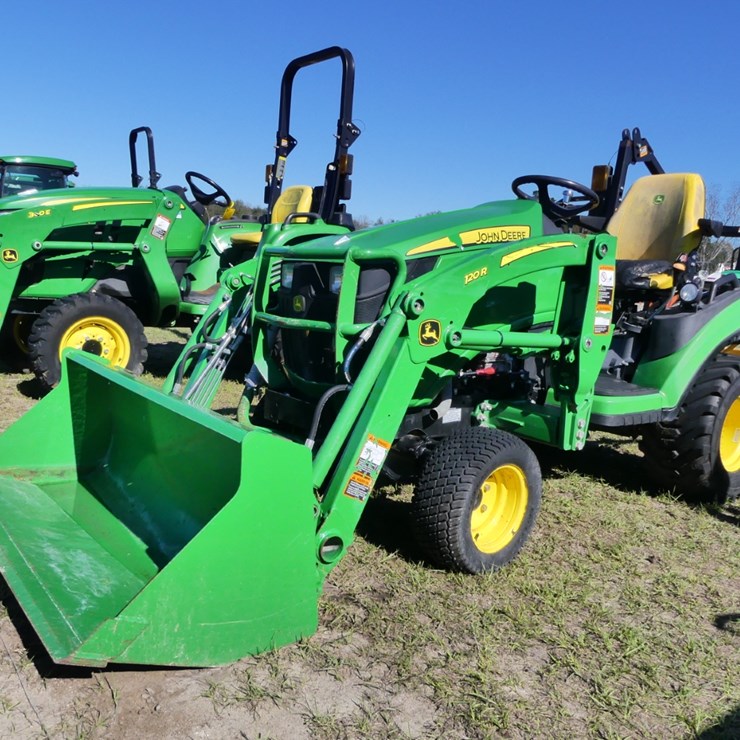 2021 JOHN DEERE 1025R