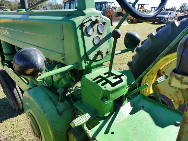john-deere-50-image-12