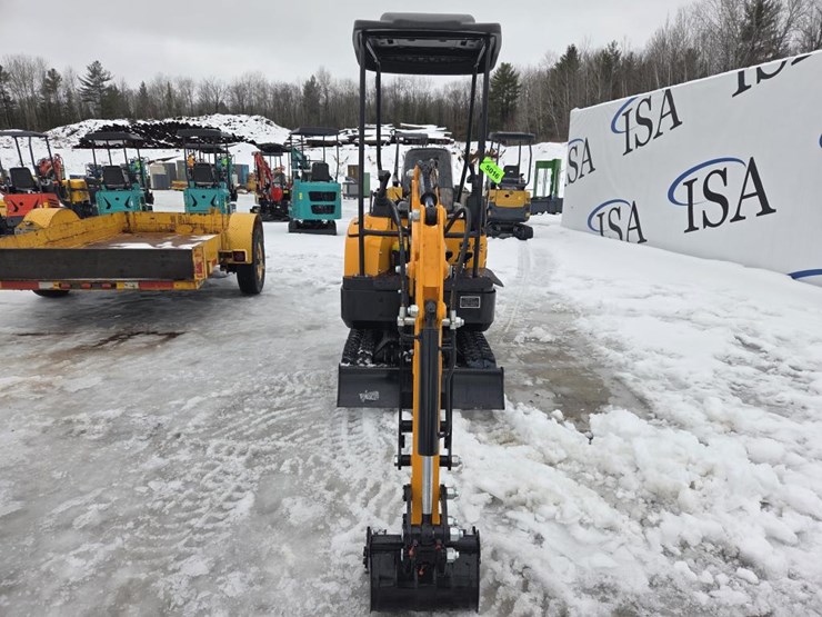 #5016-•-unused-future-ft15p-mini-excavator-image-8