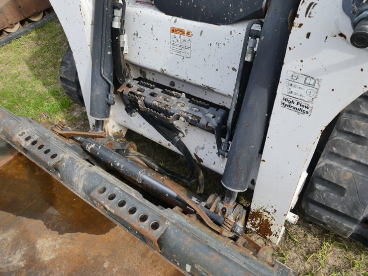 2016-bobcat-t650-image-13