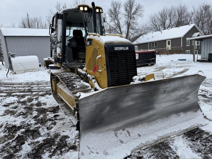 caterpillar-d4k-xl-image-7