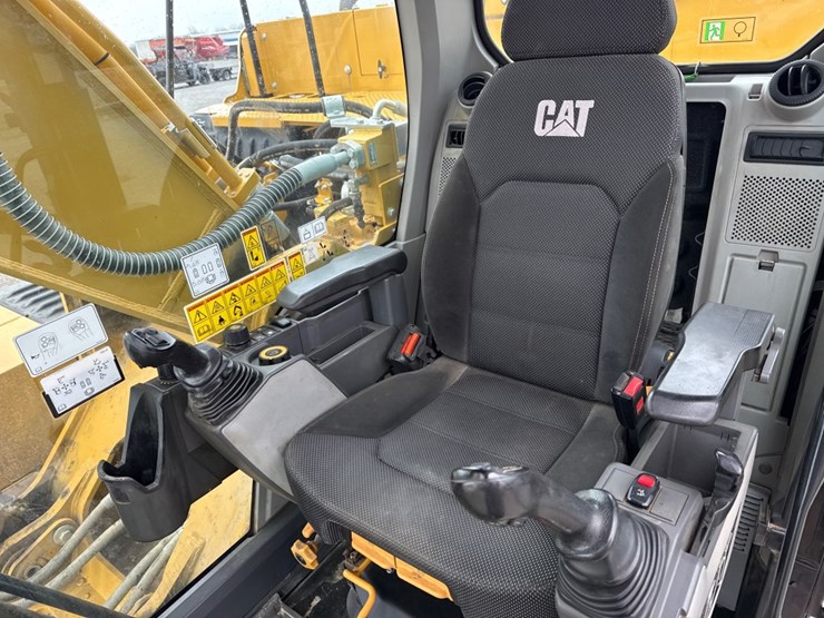 2021-caterpillar-330-image-20
