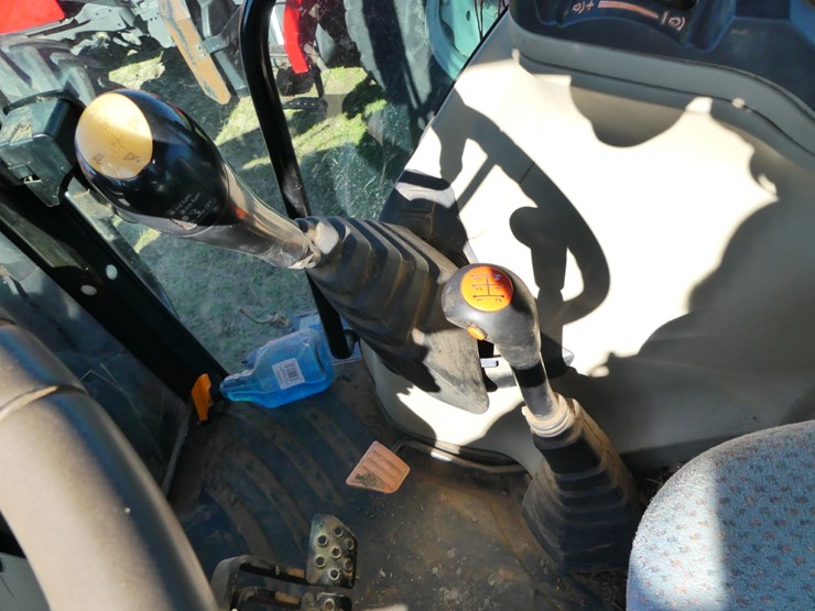 massey-ferguson-4710-image-14