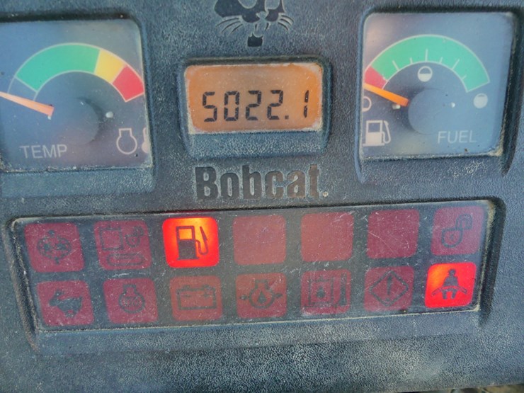 2005-bobcat-435-image-13