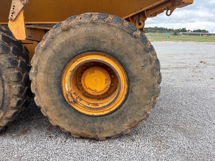 2017-volvo-a25g-image-7