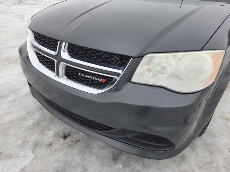 2012-dodge-grand-caravan-image-10