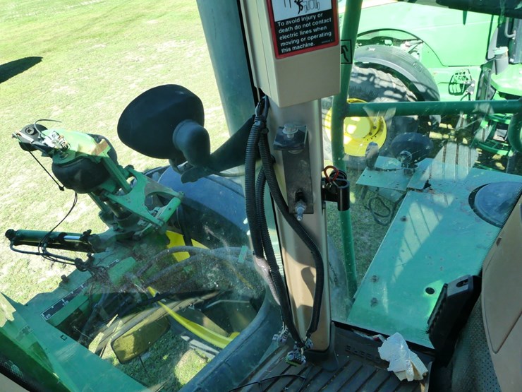 2004-john-deere-4720-image-19