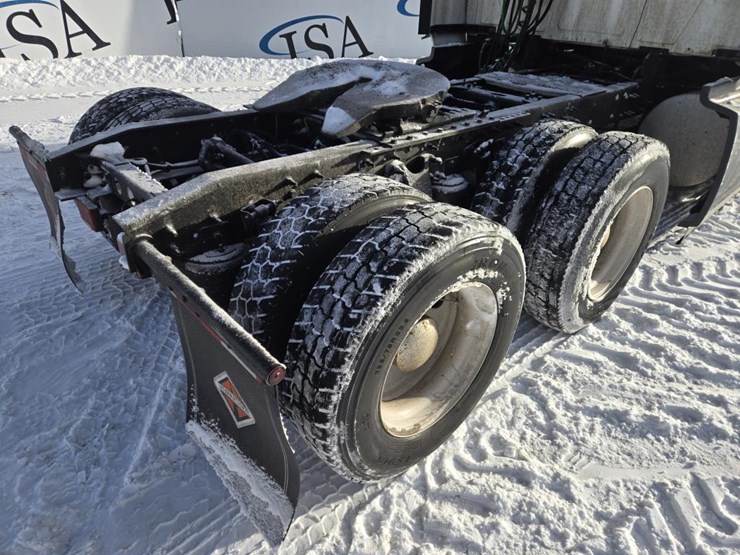 2019-international-lt-image-31