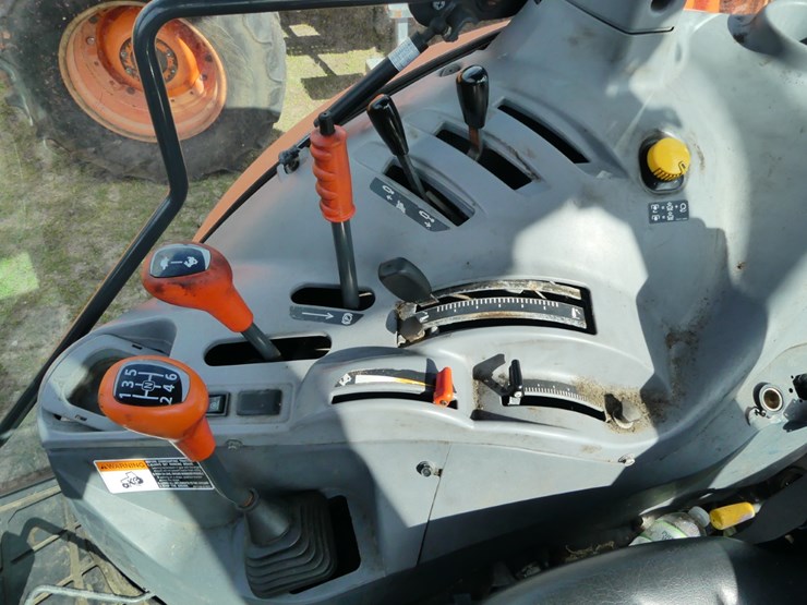 2018-kubota-m5-111-image-10