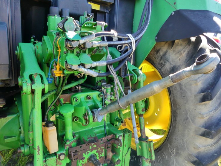 2001-john-deere-6210-image-6