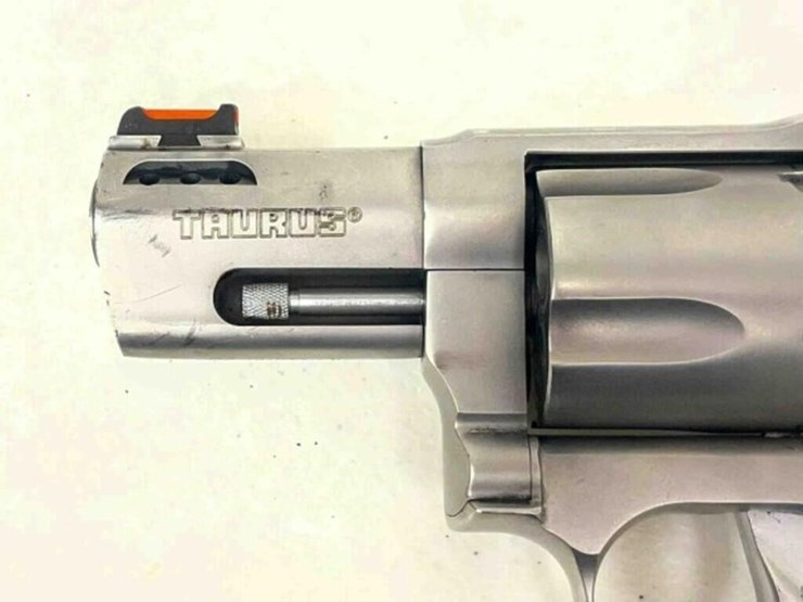 taurus-revolver-image-3