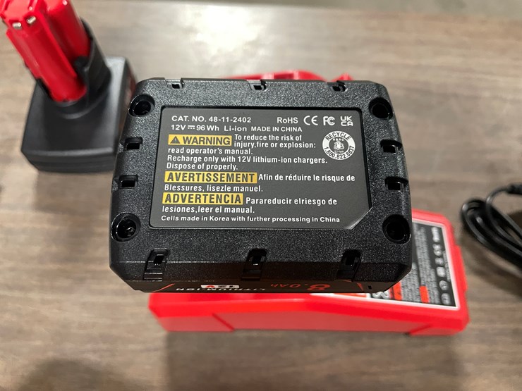 #2067-•-milwaukee-compatible-12v-batteries,-comes-with-(2)-batteries-(cw)-image-6