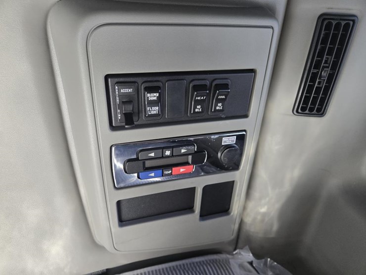 2019-international-lt-image-68