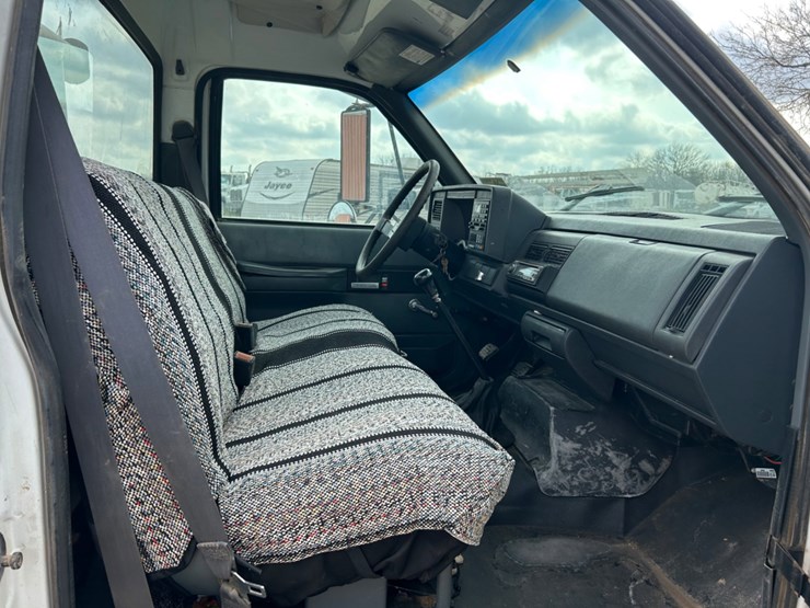 2000-caterpillar-3126-image-10