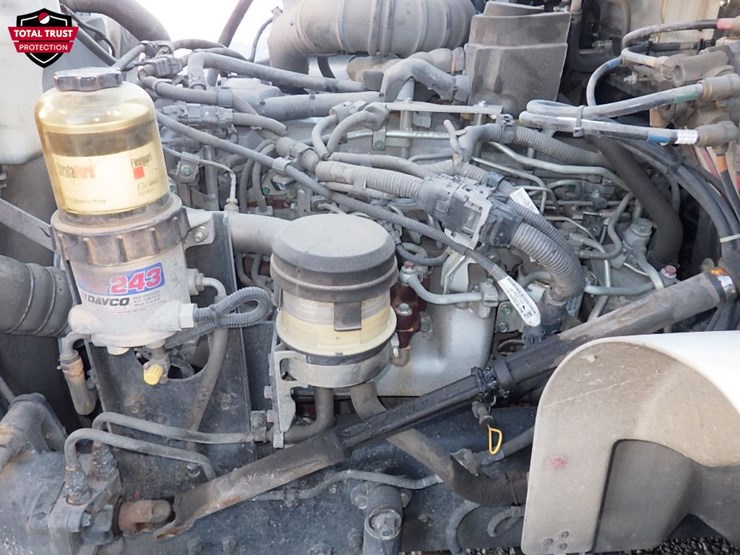 2020-hino-268a-image-13