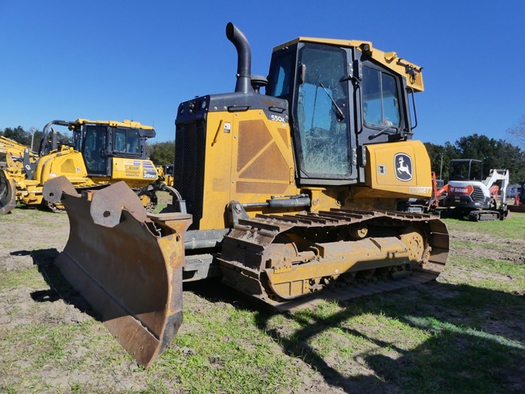 deere-550k-lgp-image-1