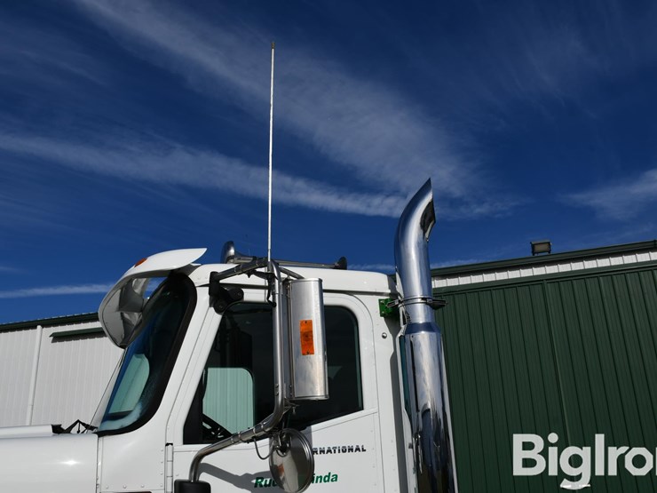 2007-international-9900i-image-13