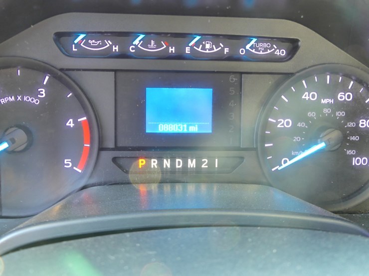 2019-ford-f450-xl-image-14