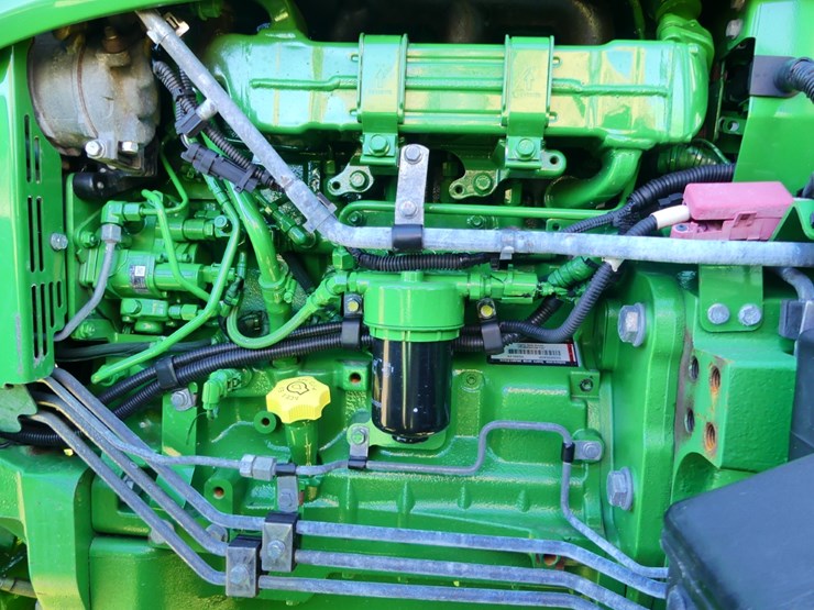 2020-john-deere-6105e-image-9