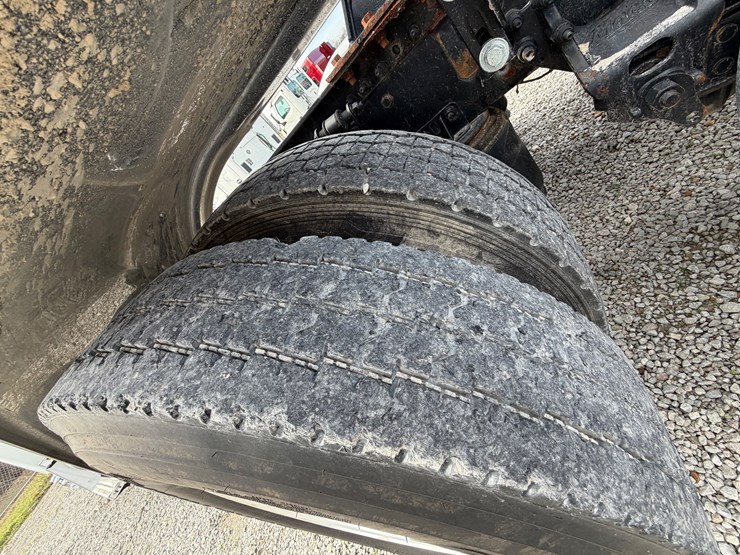 2014-mack-pinnacle-chu613-image-9