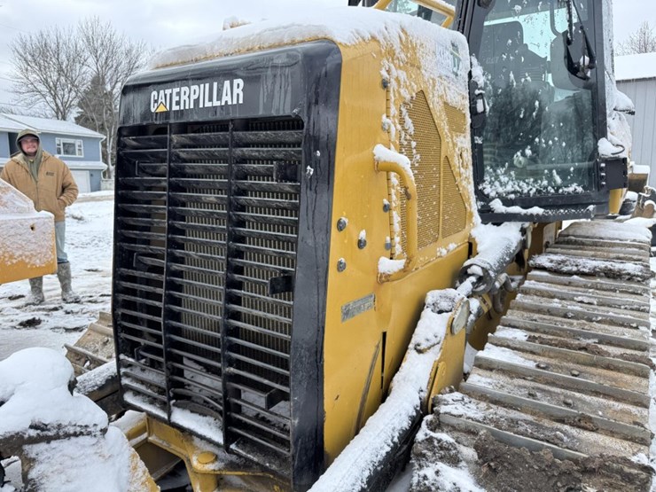 caterpillar-d4k-xl-image-9