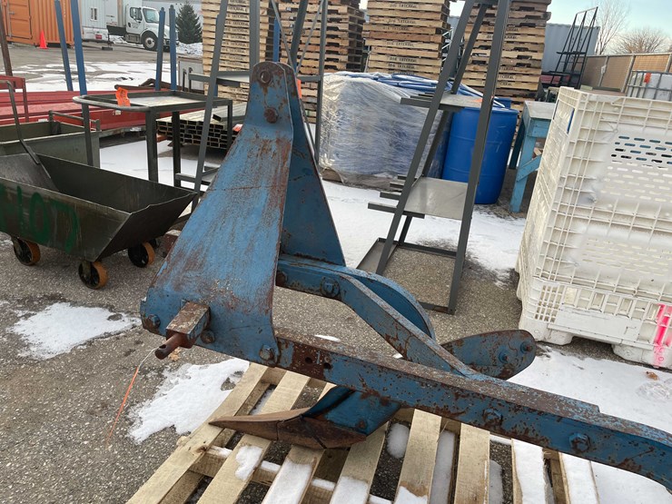 #4076-•-heavy-duty-two-bottom-plow-(08)-image-11