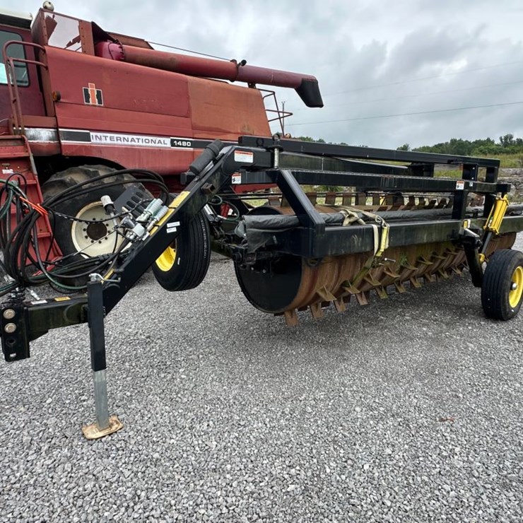 #30715 • MANDAKO 15’ LAND ROLLER