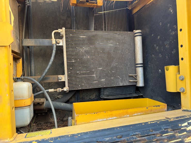 komatsu-pc270-lc-8-image-73