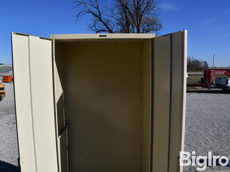 tennsco-metal-cabinet-image-9