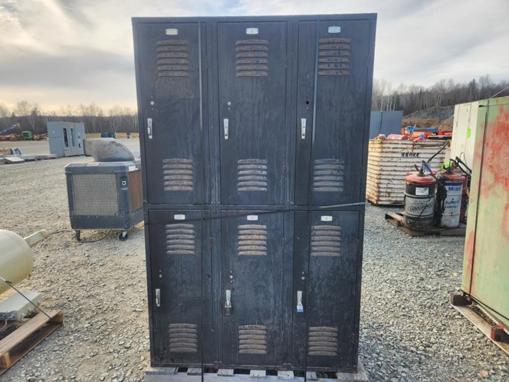 #6022-•-filing-cabinet-and-double-tier-lockers-image-5