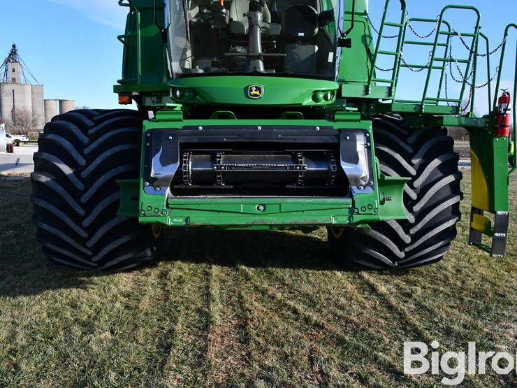 2023-john-deere-s780-image-12