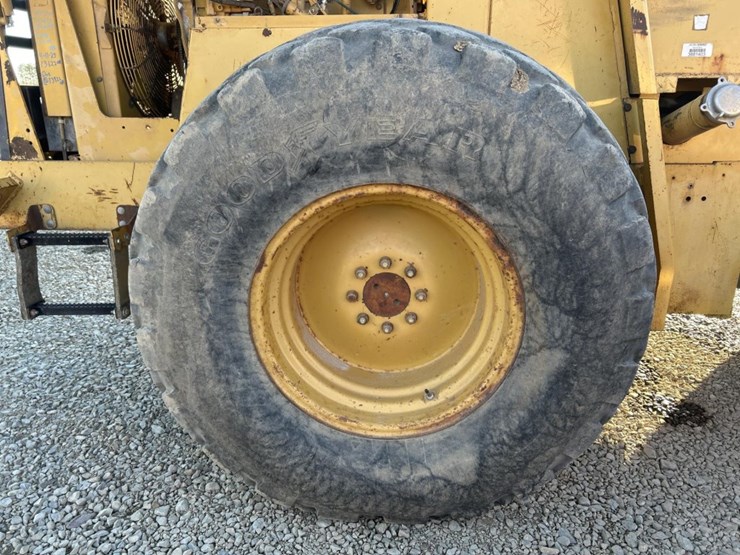 1992-caterpillar-cs-563-image-52