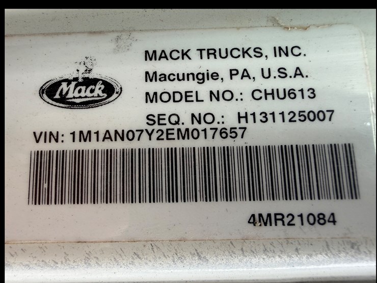 2014-mack-pinnacle-chu613-image-36