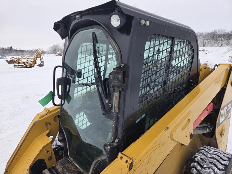 caterpillar-236d-image-33