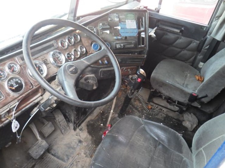 caterpillar-c15-image-17