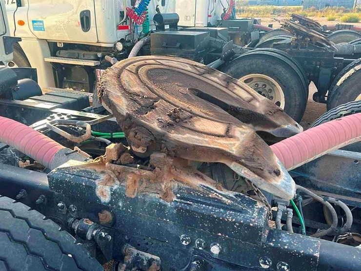 2016-freightliner-cascadia-image-4