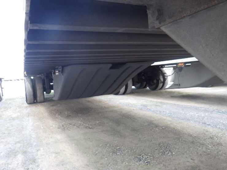 2015-hyundai-translead-image-6