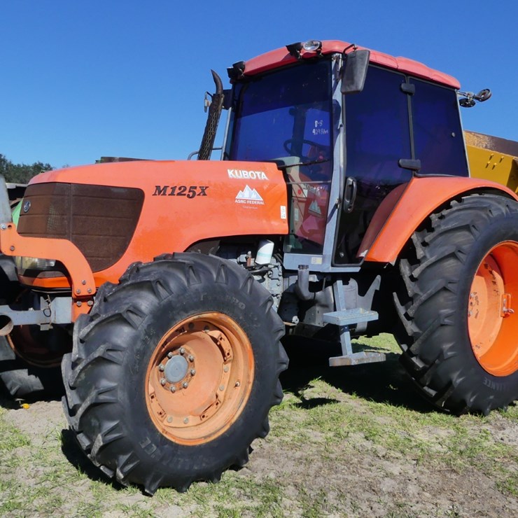 2008 KUBOTA M125X